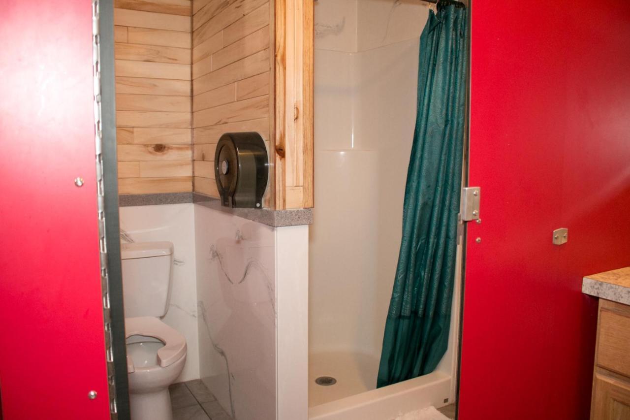 Funstays Glamping Setup Tent In Rv Park #2 Ok-T2 Moab Extérieur photo